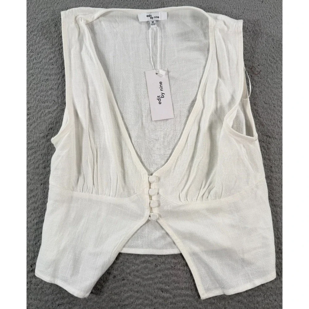 Edit by Nine Vest‎ Womens Medium White Rayon Cropped Top Casual Scoop Neck NWT